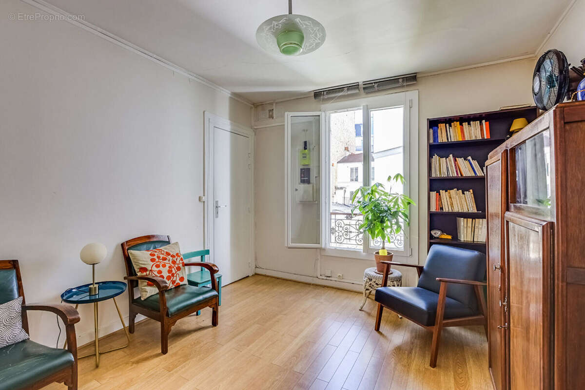 Appartement à PARIS-12E