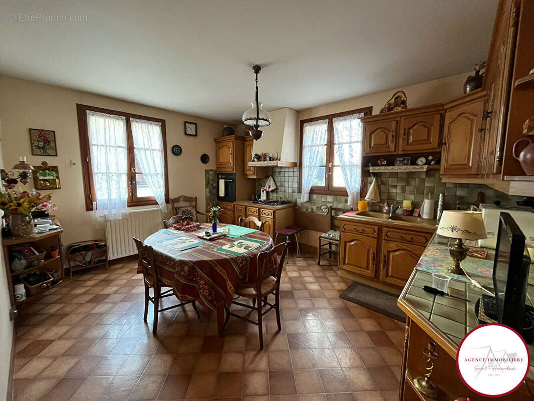 Appartement à SAINT-AMAND-MONTROND
