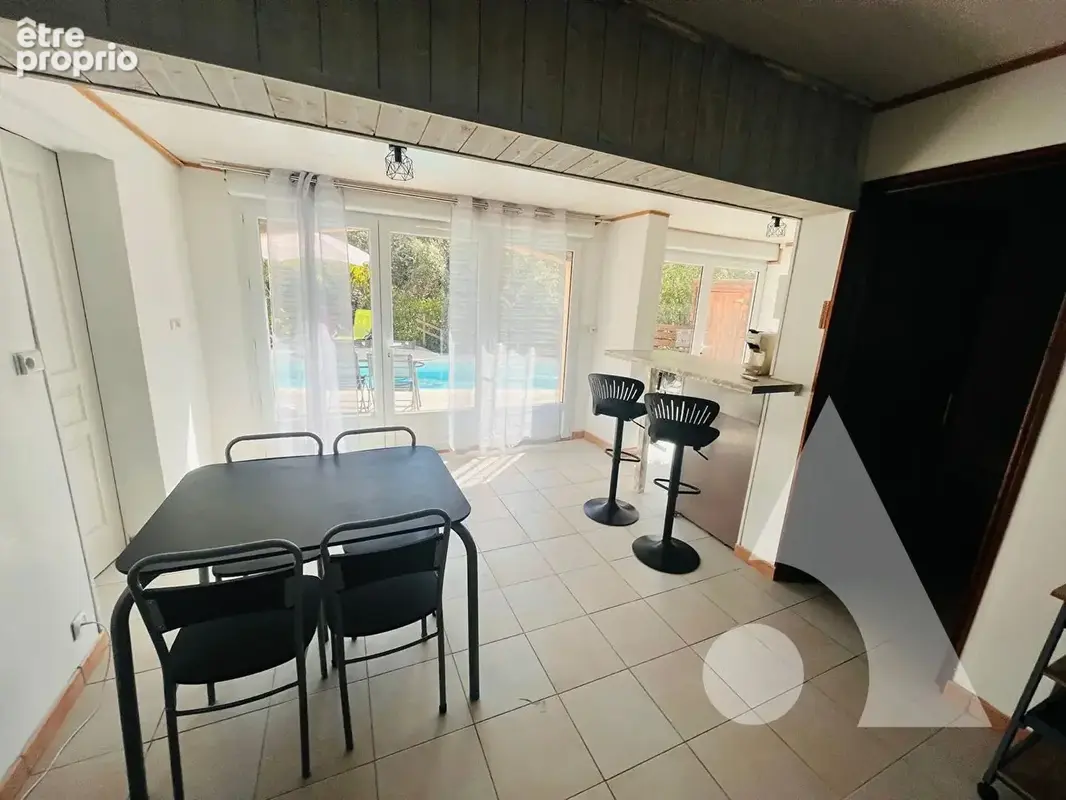 Villa Saint Raphael  au calme- 160m² - 5 chambres - Piscine - photo 11