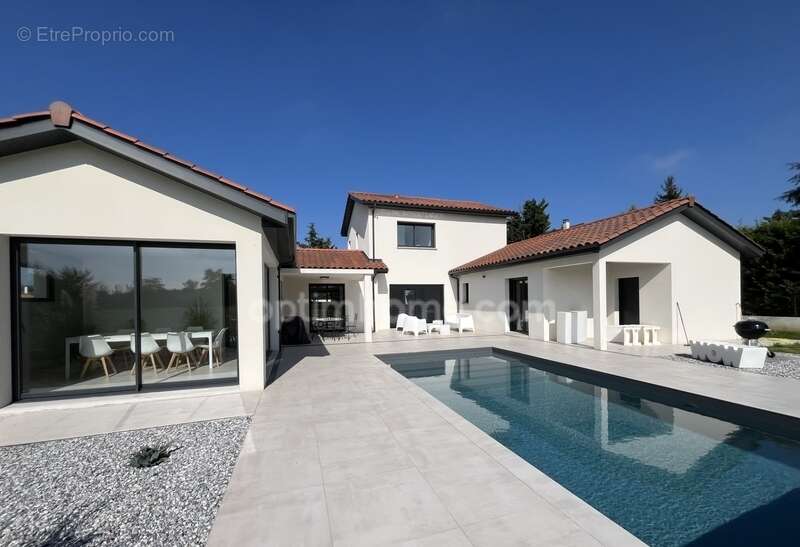 Maison à JANNEYRIAS