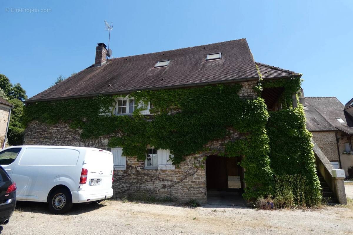 Maison à LE PULEY