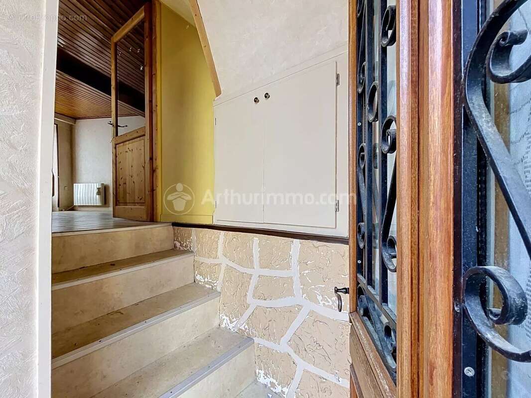 Vente Maison Ceyrat(63122) 127 000ï¿œ - photo 2