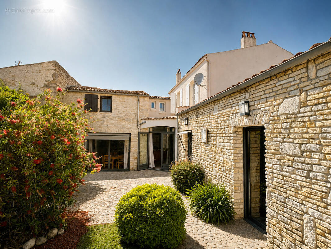 Maison à LE CHATEAU-D'OLERON