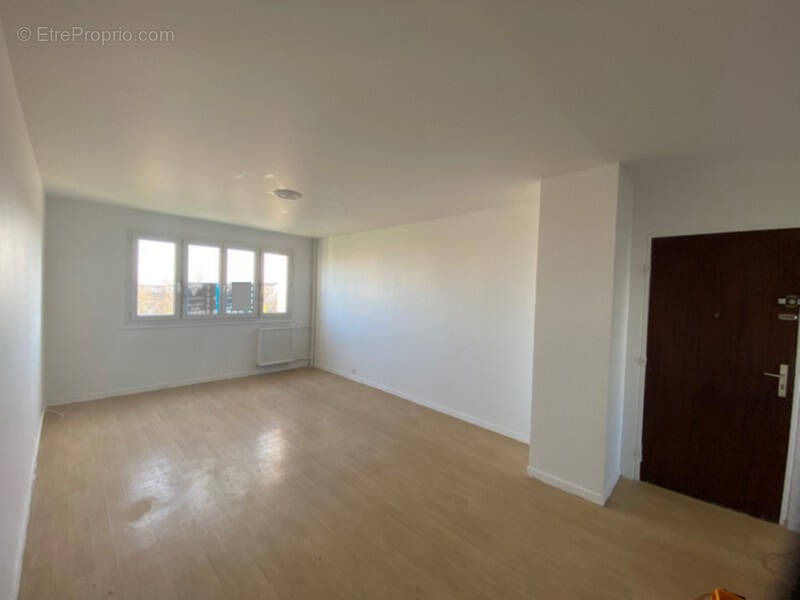 Appartement à CANTELEU