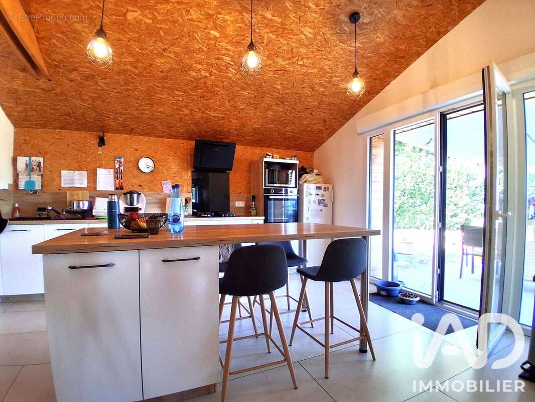 Maison 117 m² à Peillac  - photo 9