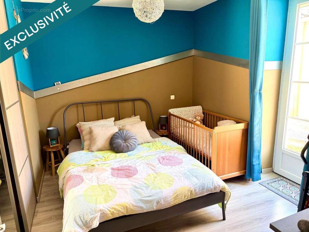 Maison 183 m² à Saint-Hilaire-De-Villefranche  - photo 7