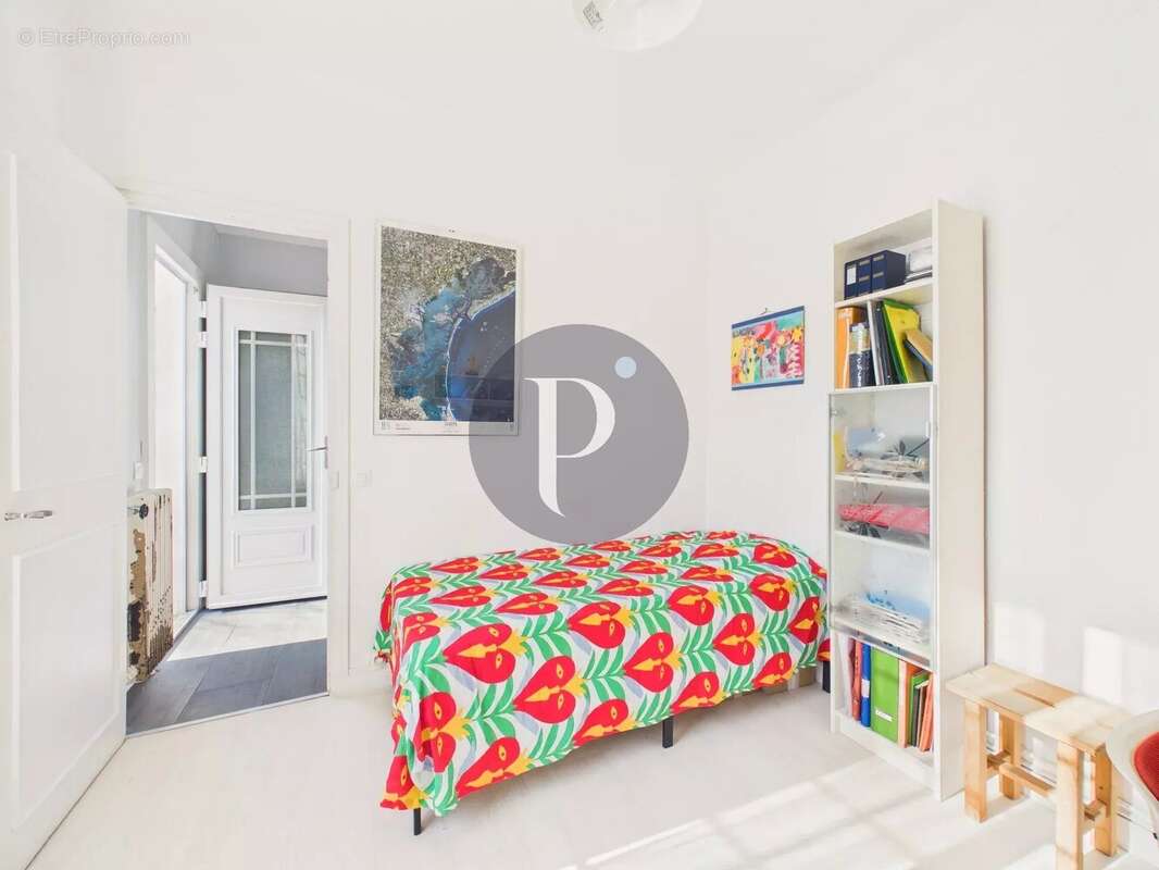 Maison à VERRIERES-LE-BUISSON