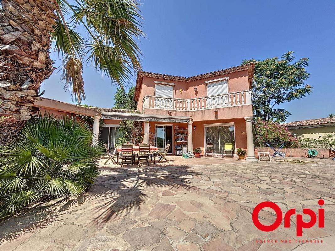 Maison à SAINT-RAPHAEL