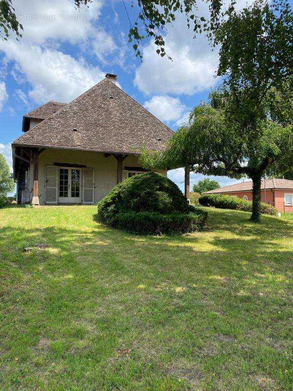 Maison à REPLONGES