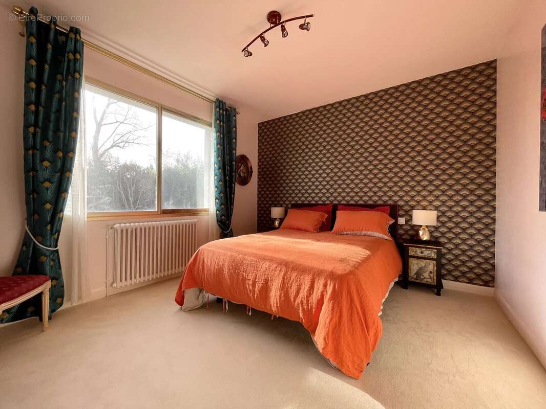 Maison à SAINTE-LIVRADE-SUR-LOT