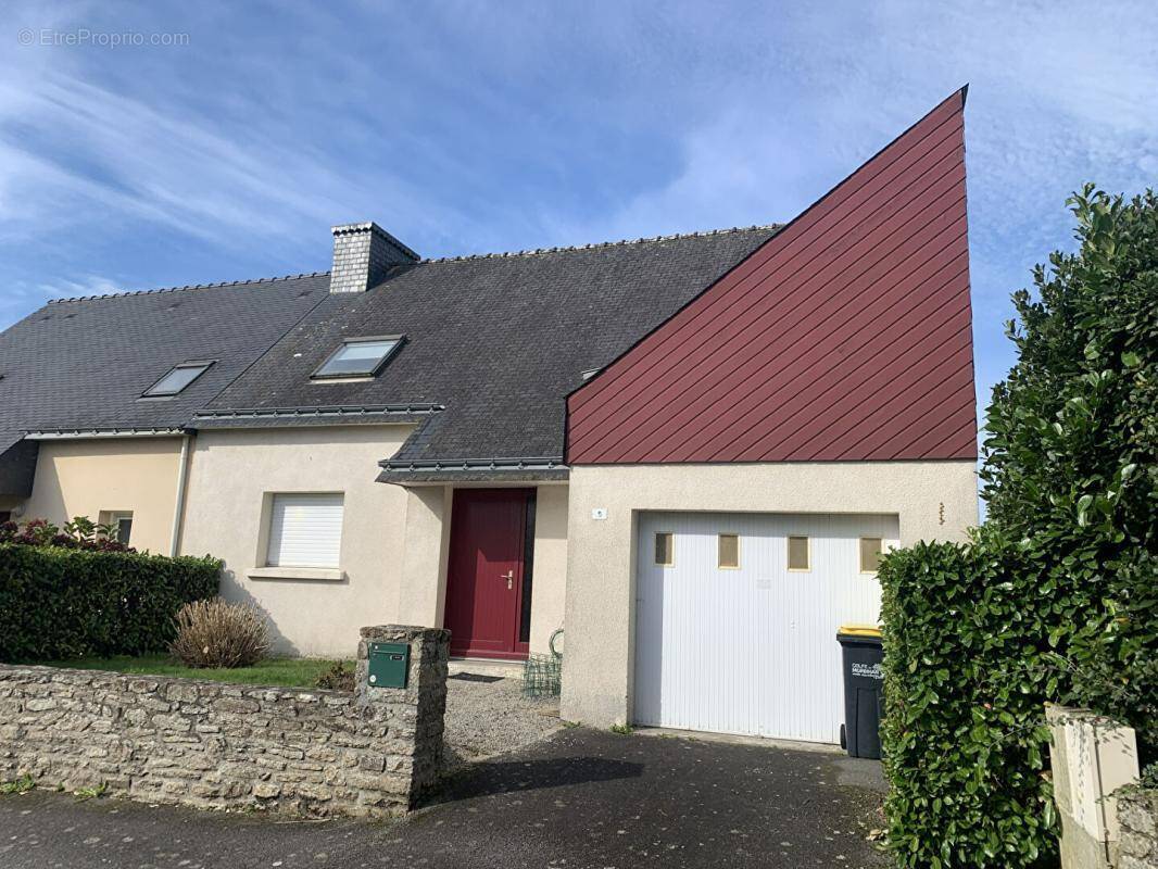 Maison à GRAND-CHAMP