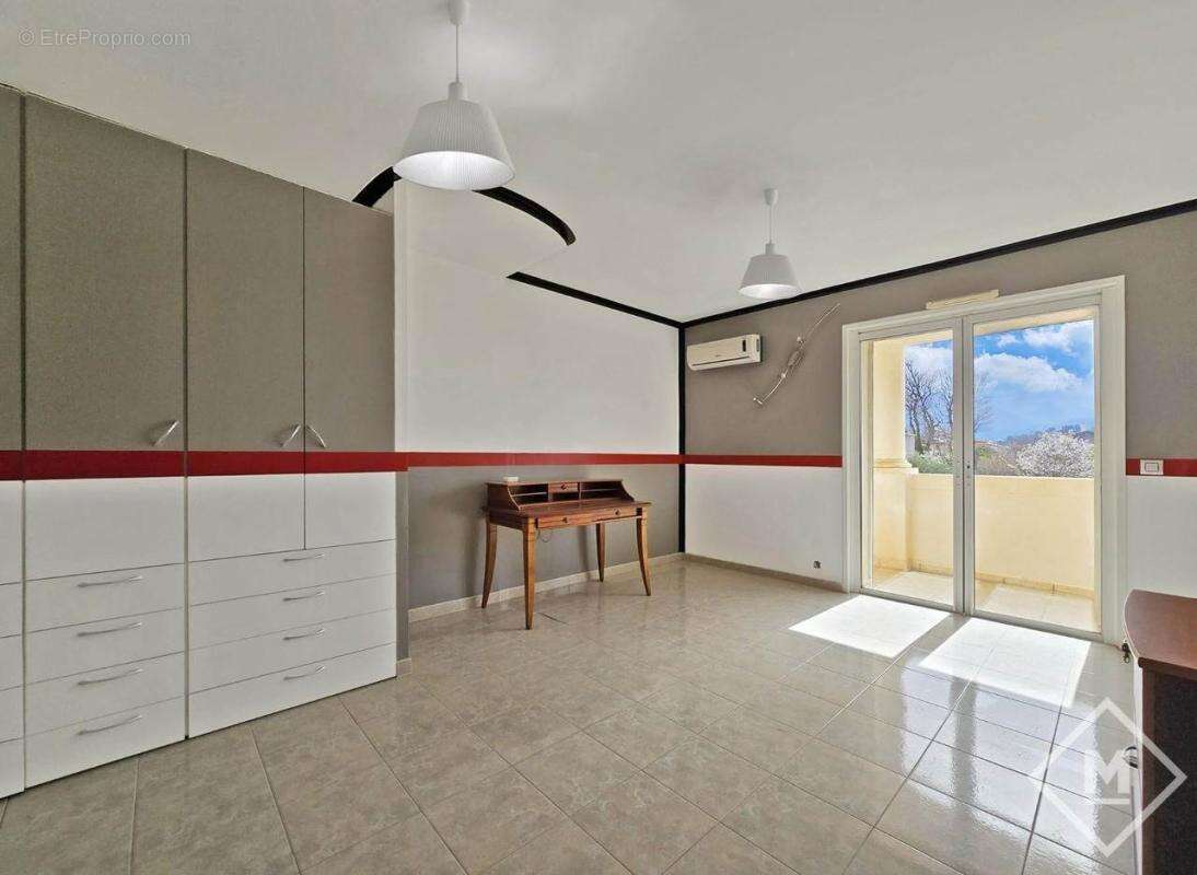 Maison à MARSEILLE-12E