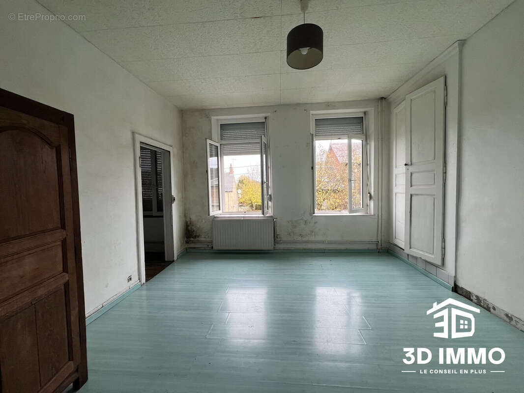 Maison à SAINS-DU-NORD