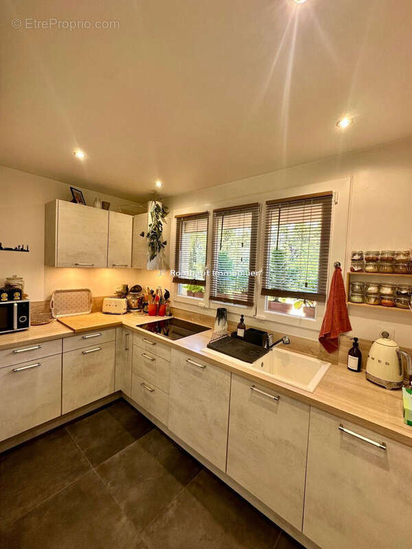 Appartement 47 m² à Garches  - photo 4