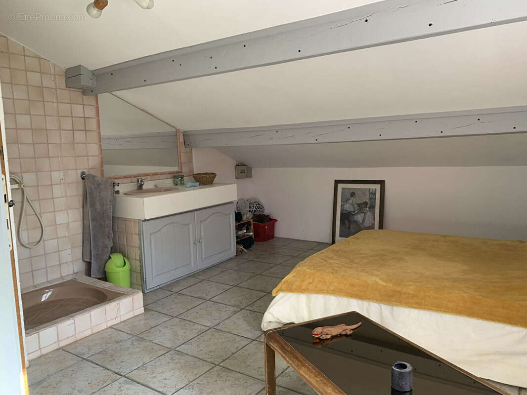 Maison 140m² à vitrolles - photo 17
