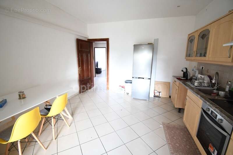 Appartement à AUDUN-LE-ROMAN