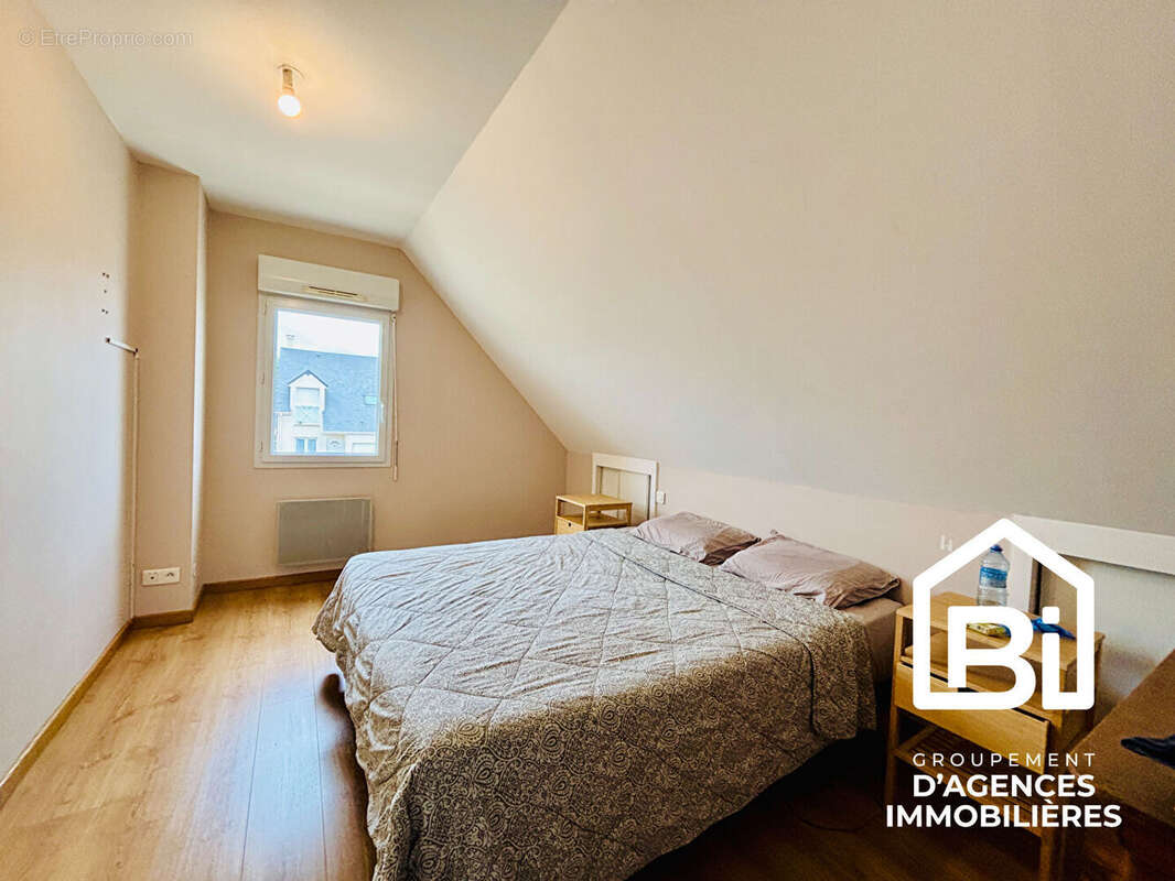 Maison à FEUGUEROLLES-BULLY