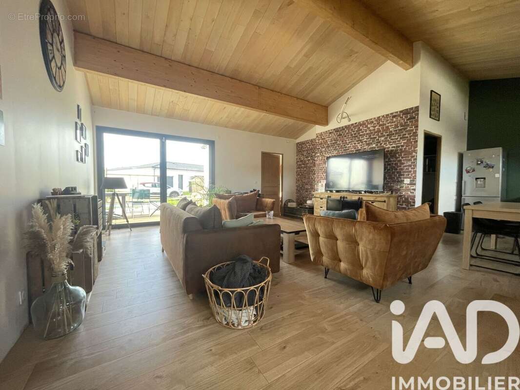 Photo 8 - Maison à MEDIS