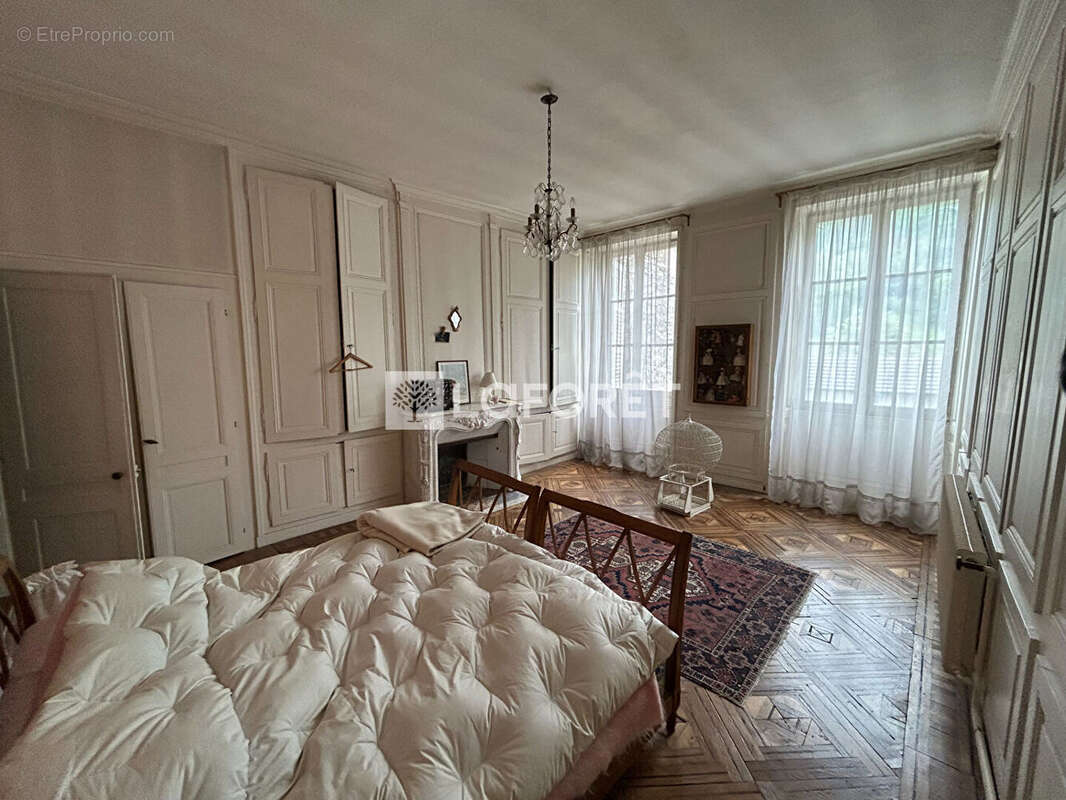 Maison à SALINS-LES-BAINS