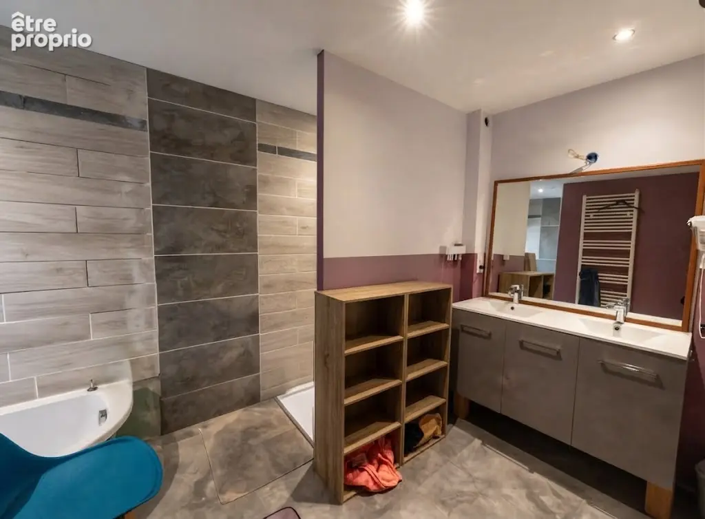 Corps de ferme de 183 m² et grand terrain de 5 631 m² - Proche Lyon - photo 13