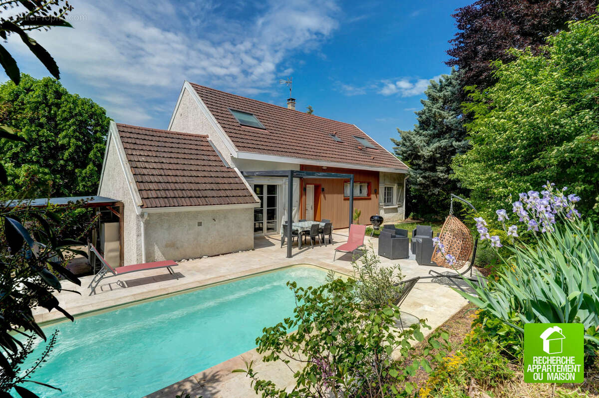 Maison à SAINT-PRIEST