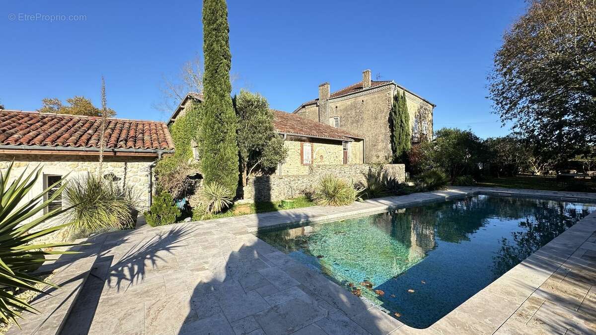 Maison à PEYREHORADE