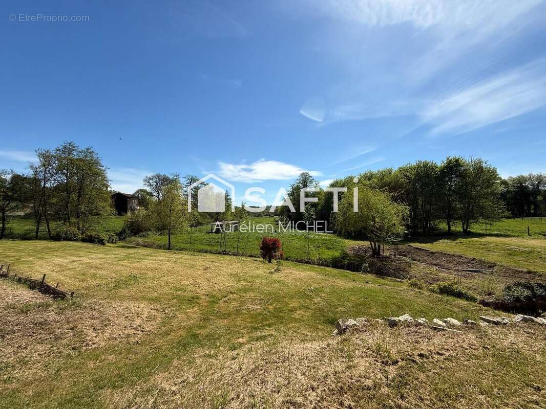 Maison 467 m² à Crans  - photo 6