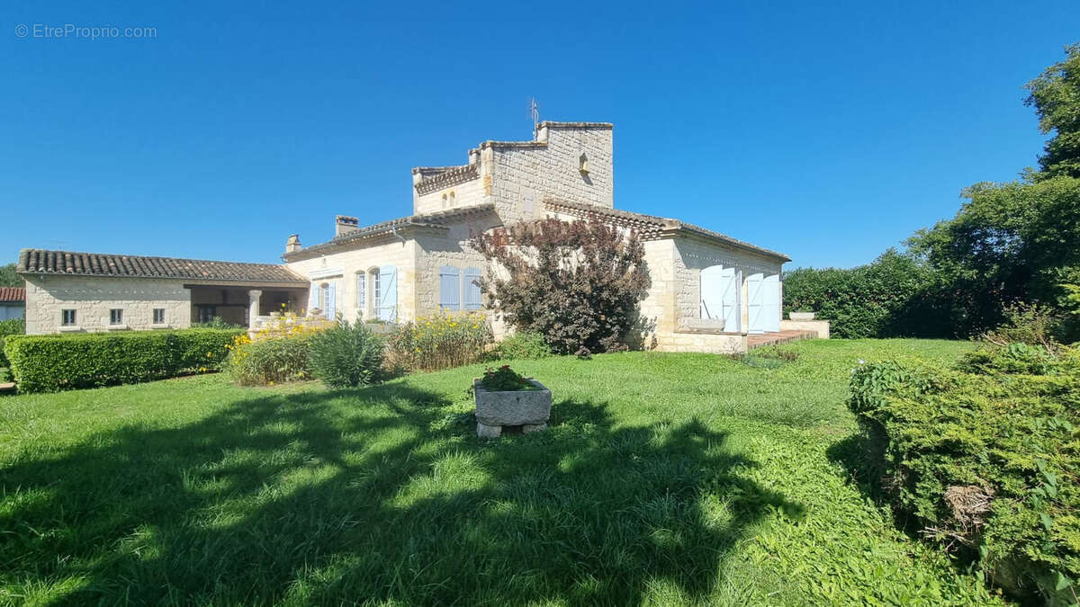 Maison à CAZES-MONDENARD