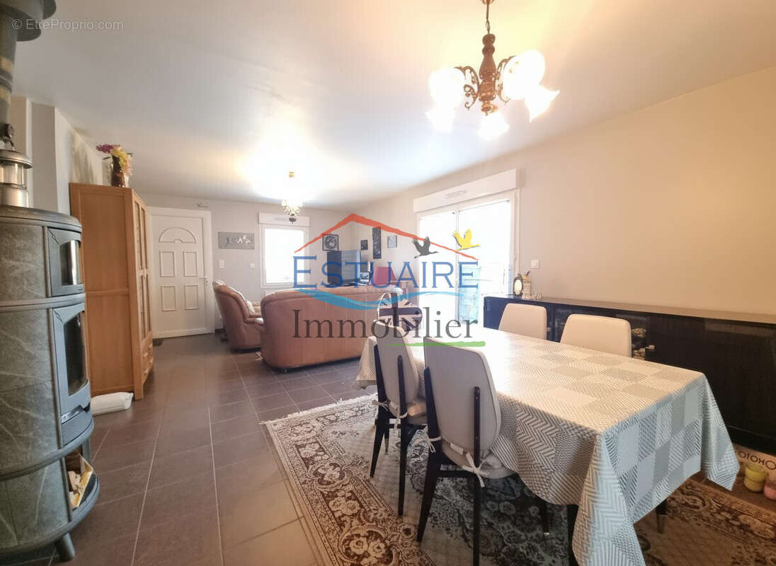 Maison 84 m² à Plesse  - photo 2