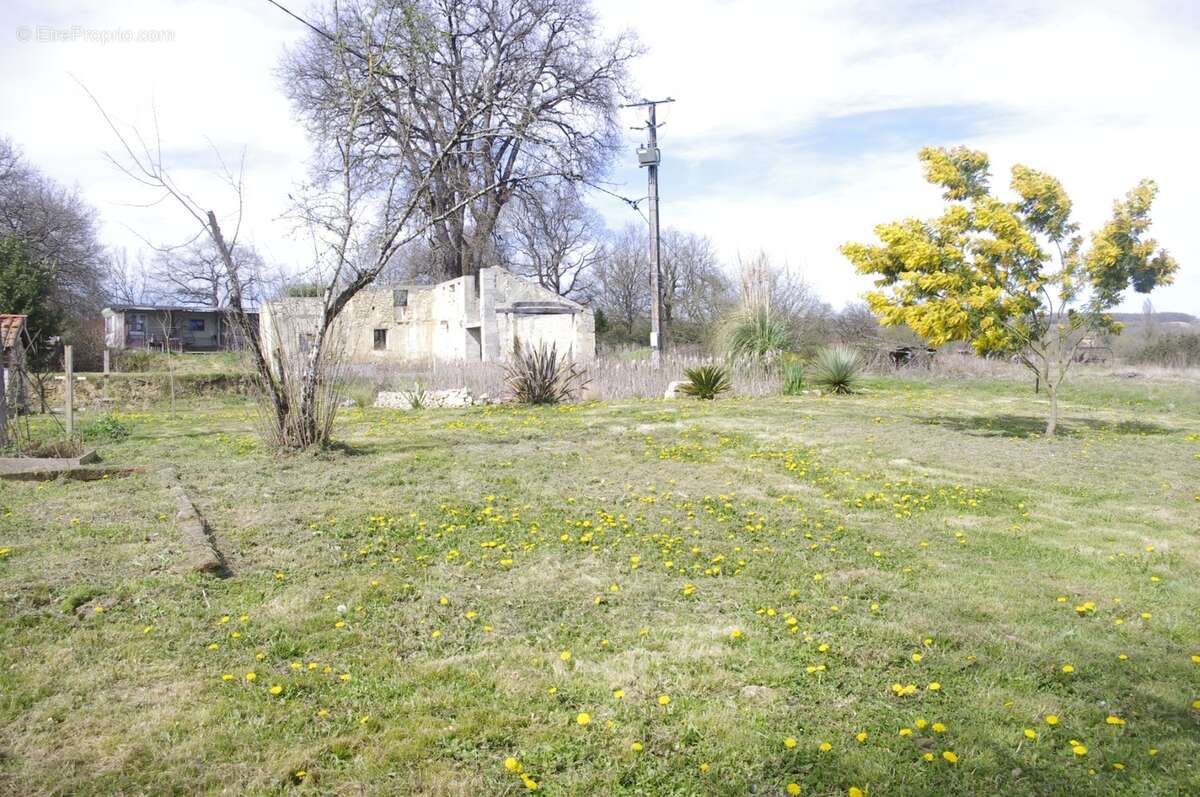 A vendre Maison en pierre  5 pièces SAINT JEAN POUTGE (32) sur terrain de 2ha - photo 2
