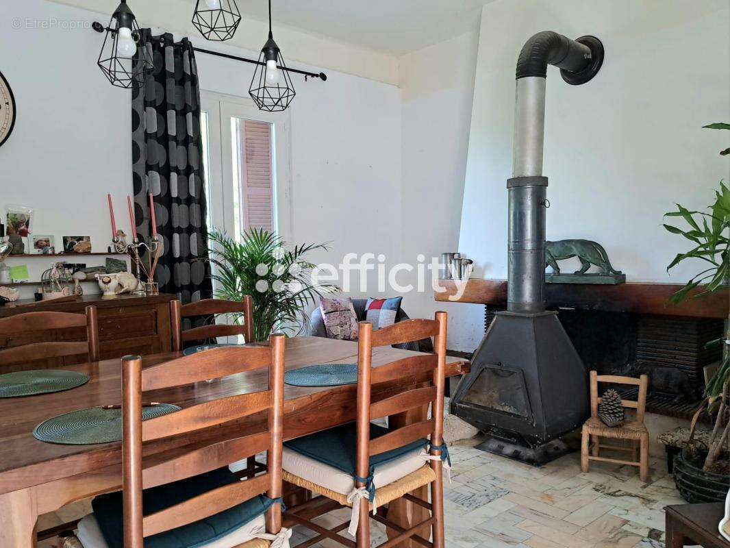 Maison 250 m² à Lano  - photo 2