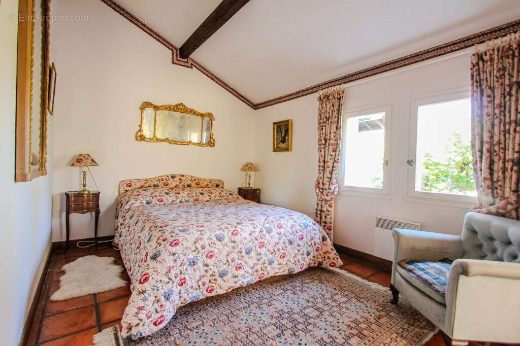 Maison à BASSUSSARRY