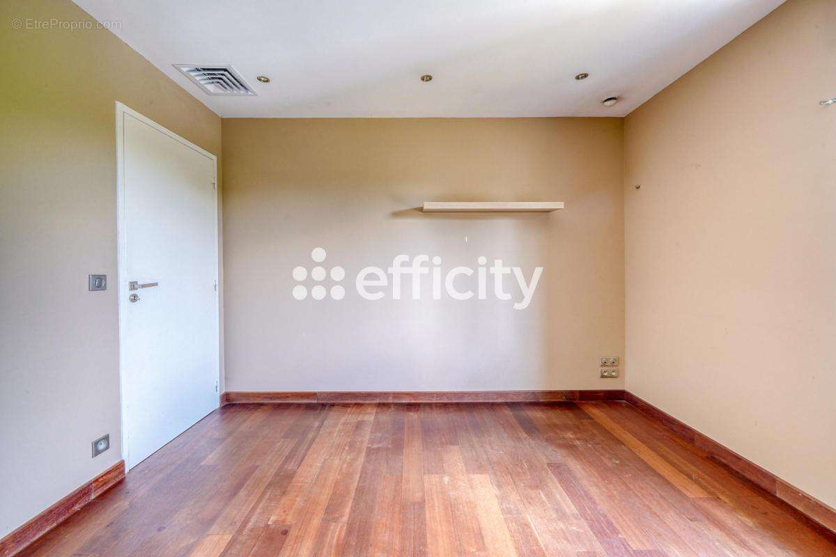 Maison 149 m² à Cadaujac  - photo 14