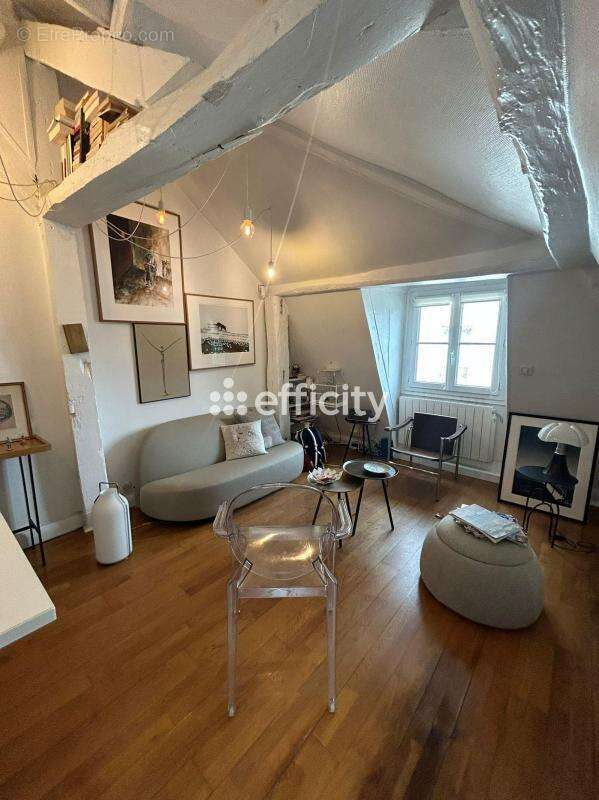 Appartement à PARIS-6E