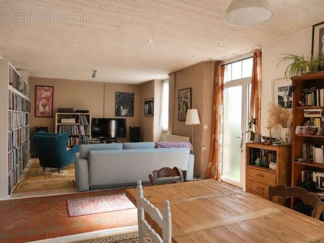 Maison 151 m² à Castandet  - photo 3