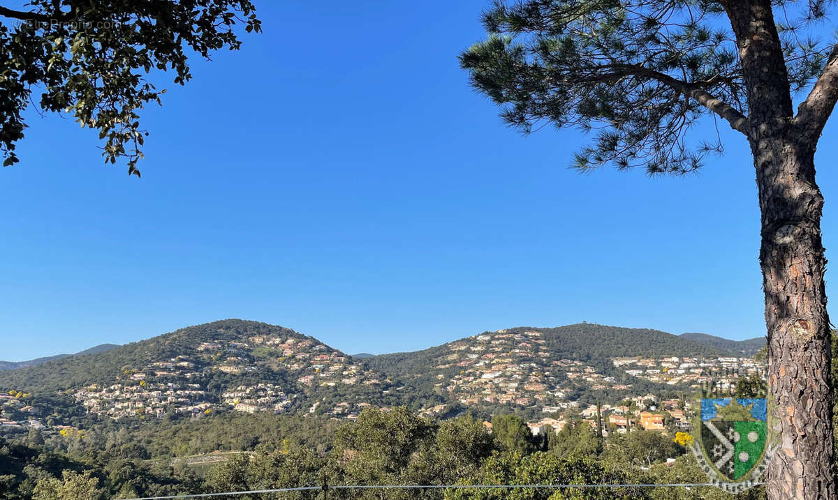 Maison à LA LONDE-LES-MAURES