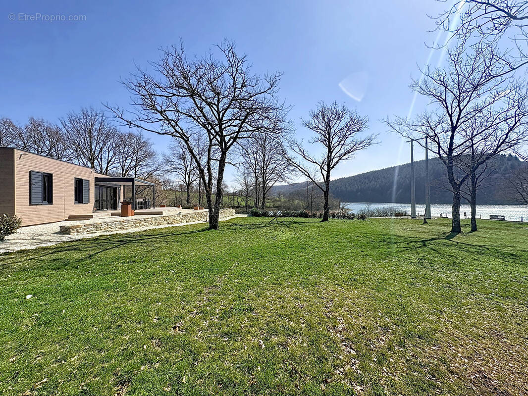 Maison à LE VIBAL