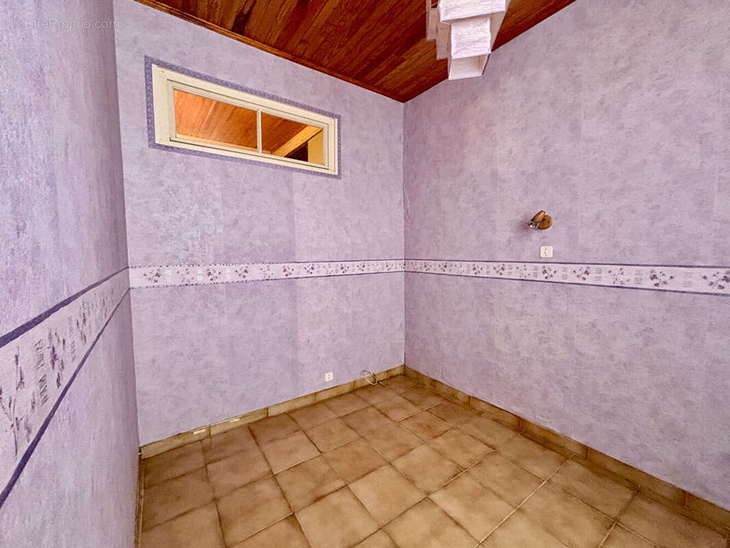 Appartement à MARSEILLE-2E