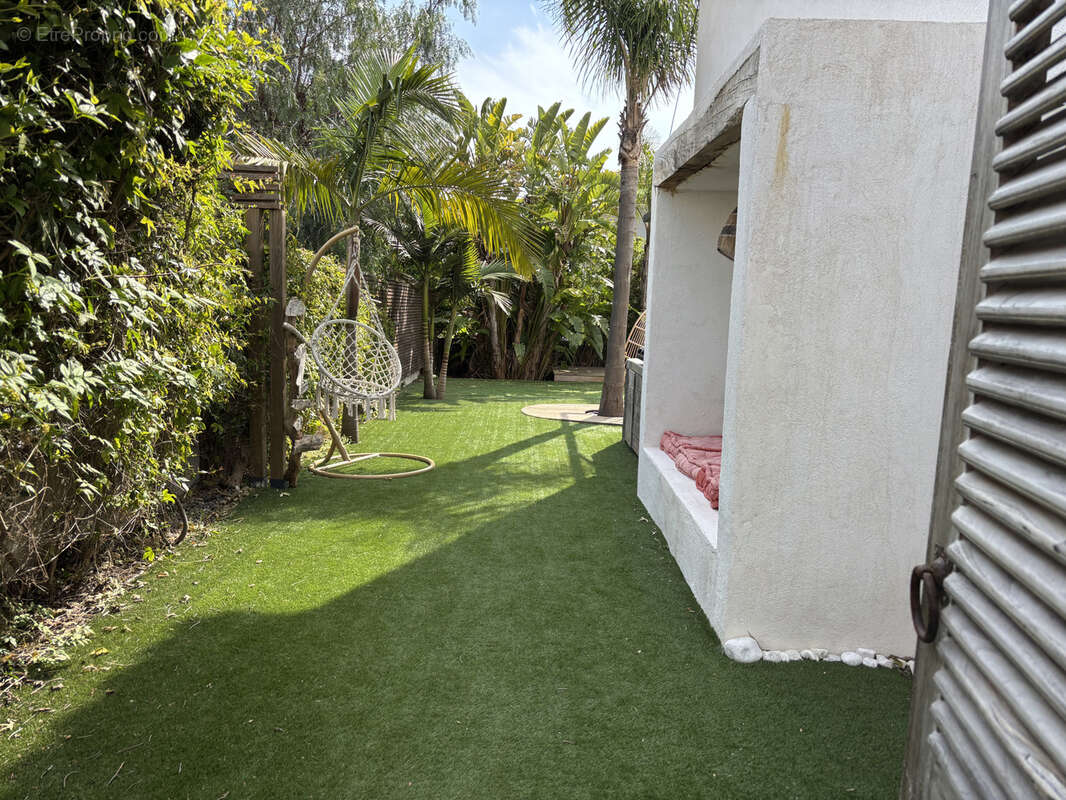 Maison à LA VALETTE-DU-VAR