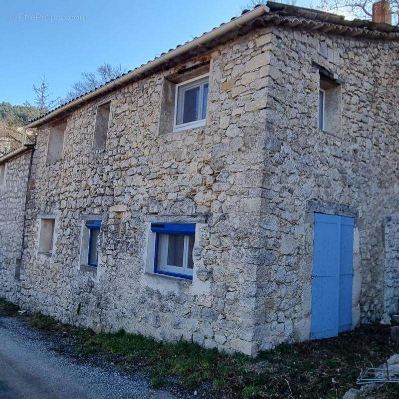 Maison à EOURRES