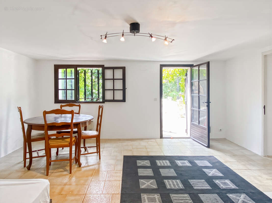 Maison à SAINT-PAUL-EN-FORET