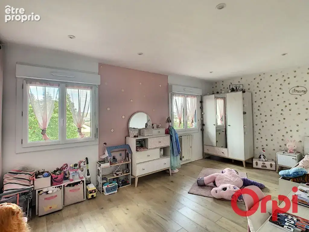 Maison sur les hauteurs avec vue dégagée - photo 8