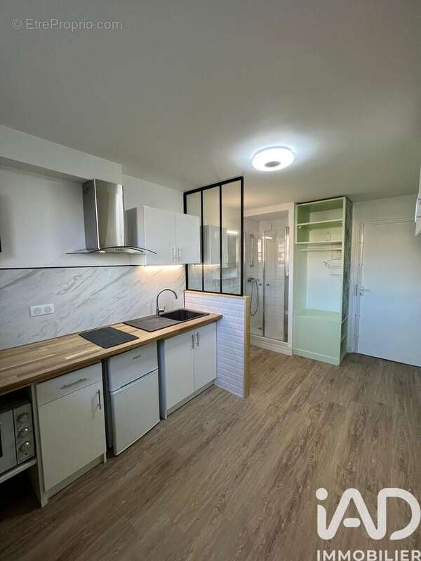 Photo 3 - Appartement à VILLE-D'AVRAY