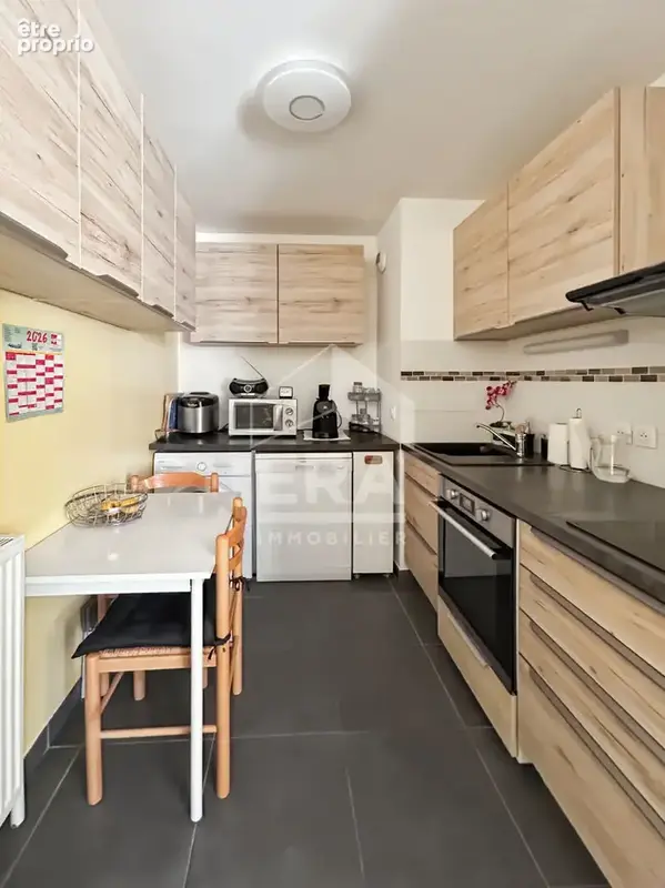 Bel appartement t3 avec balcon pkg sous-sol centre ville - photo 3