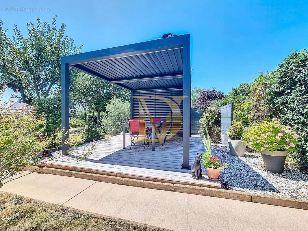 Maison à LA CROIX-EN-TOURAINE