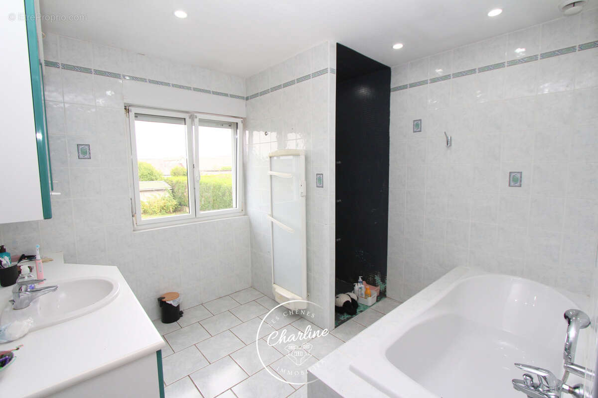 Maison à AMANVILLERS