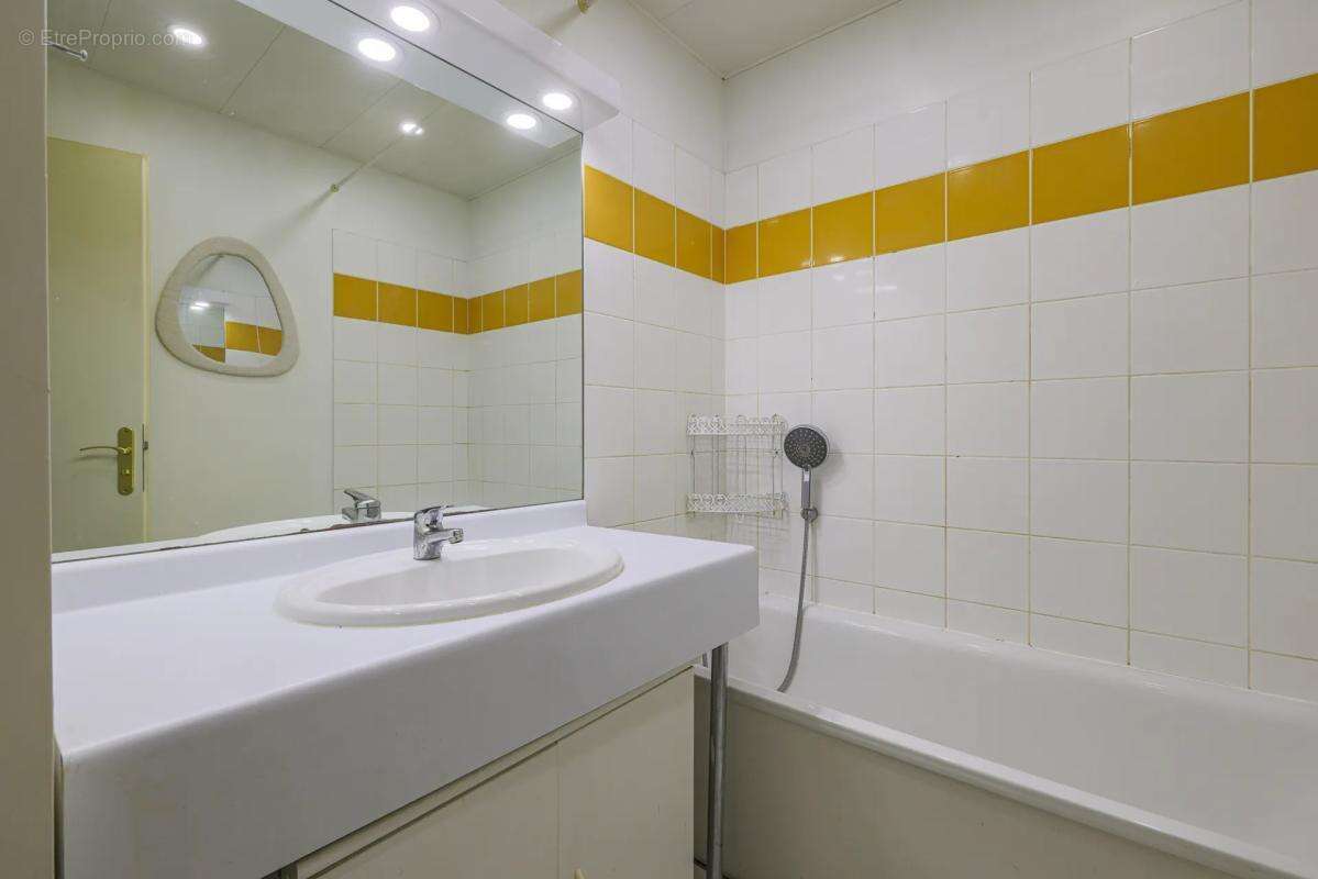 Appartement à CORBEIL-ESSONNES