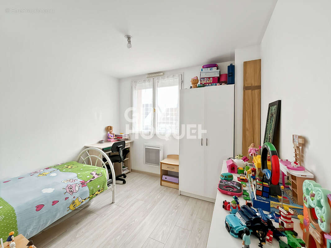 Maison à FONTENAY-TRESIGNY