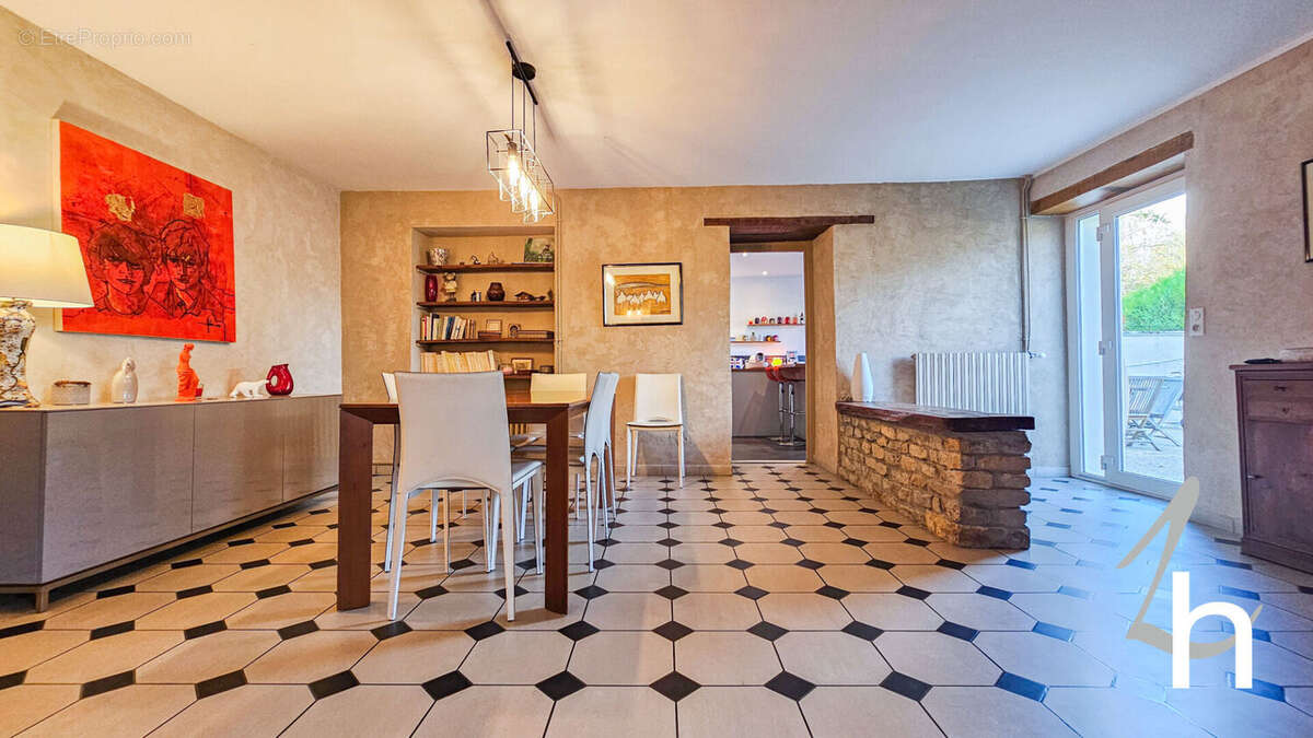 Maison à FONTENAY-LE-PESNEL