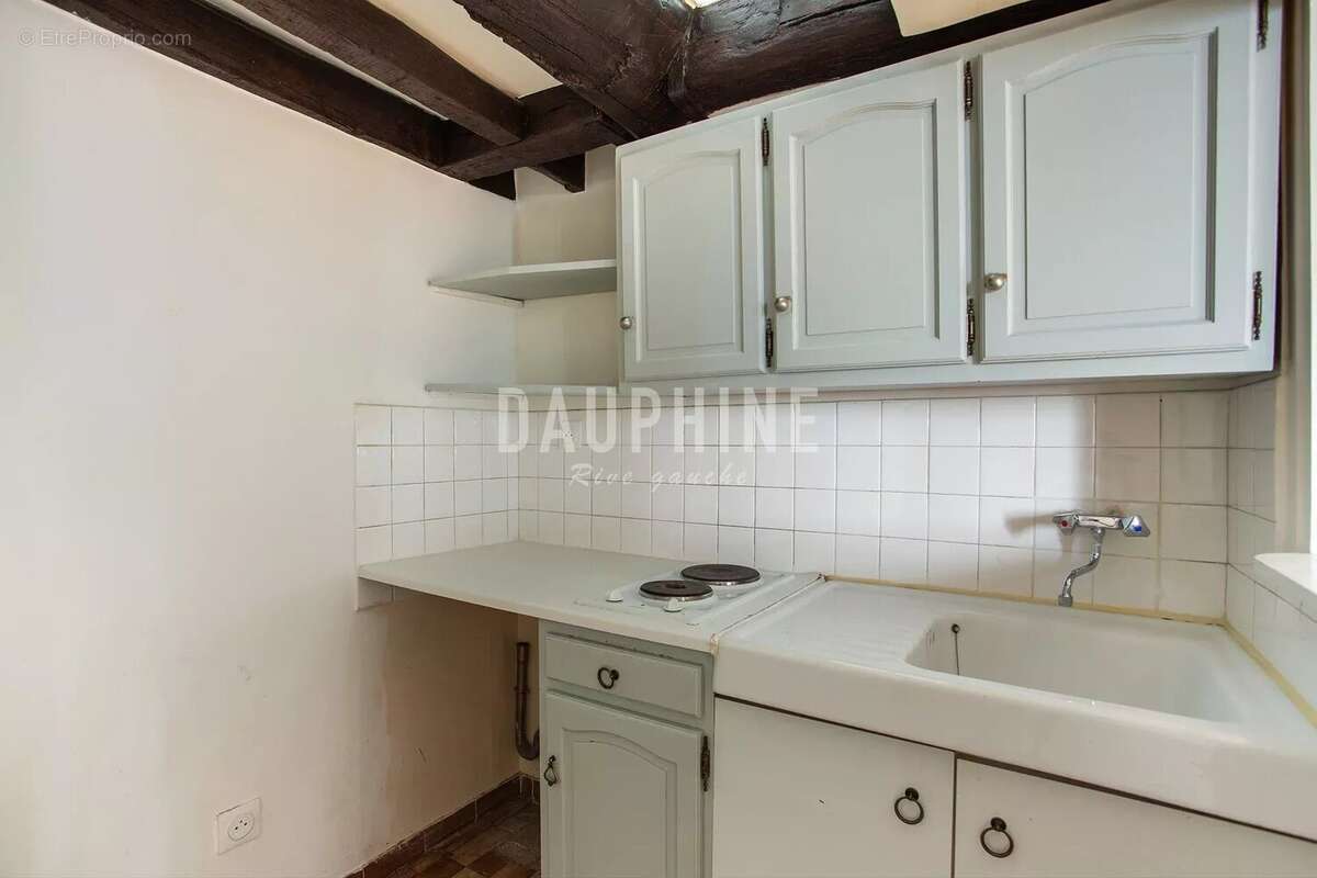Appartement à PARIS-6E